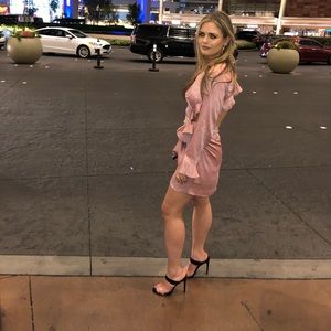 Pink backless long sleeve satin dress